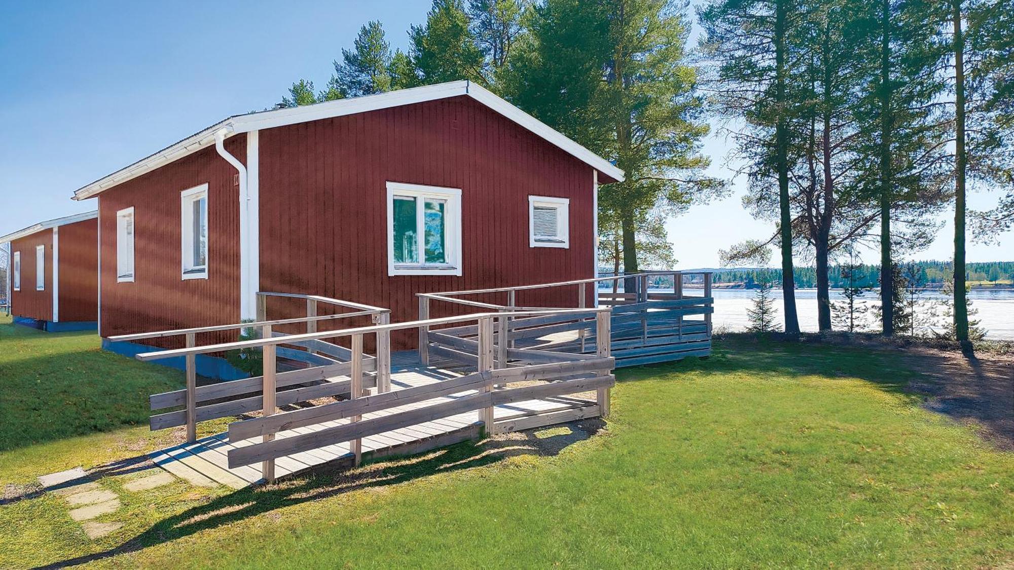 Fritidshus - Cottage - Holiday House - Soluppgang Blattniksele المظهر الخارجي الصورة